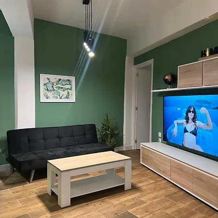 דירה Enamora זמורה